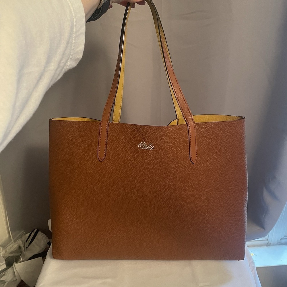 Bally Rory Reversible Ew Shopper Tote Bag Purse Brown Yellow Romania $1,150 Msrp
